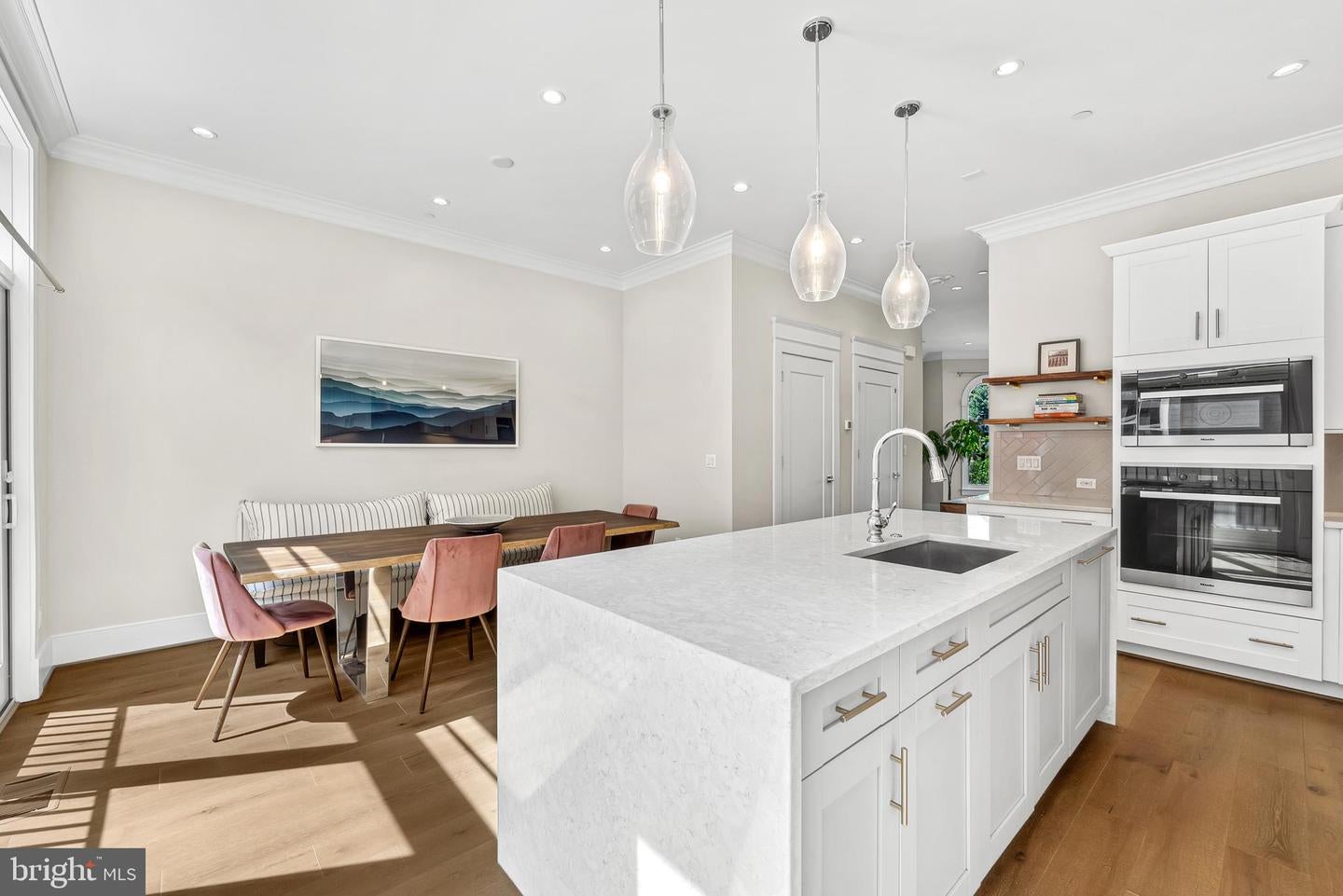 Alexandria, Virginia, 22314, United States, 3 Bedrooms Bedrooms, ,4 BathroomsBathrooms,Residential,Active,1933713