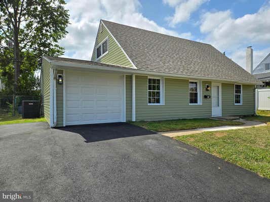 42 CROWN RD, LEVITTOWN, PA 19057 - Image 1