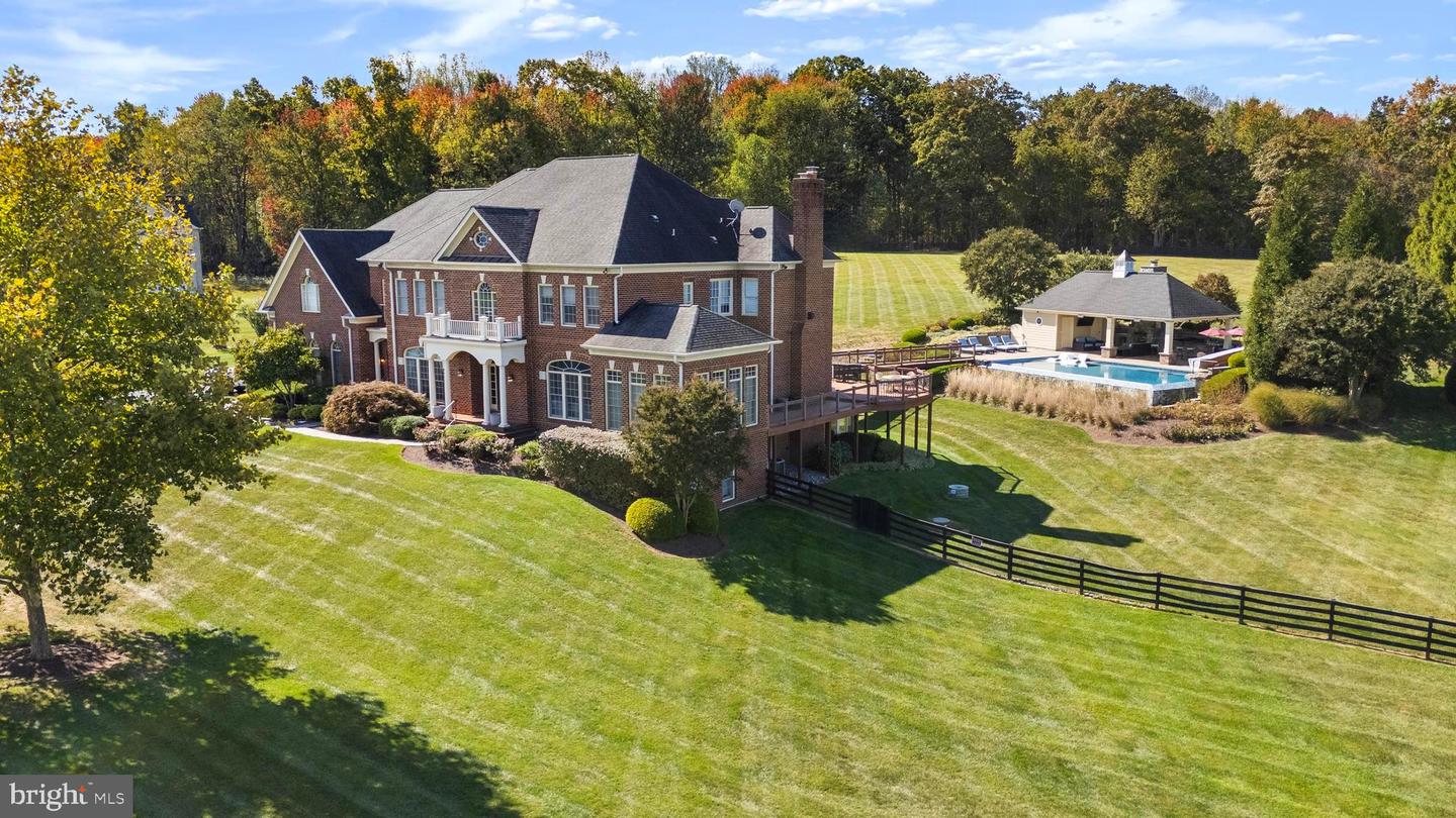 Leesburg, Virginia, 20175, United States, 5 Bedrooms Bedrooms, ,6 BathroomsBathrooms,Residential,Active,1987213