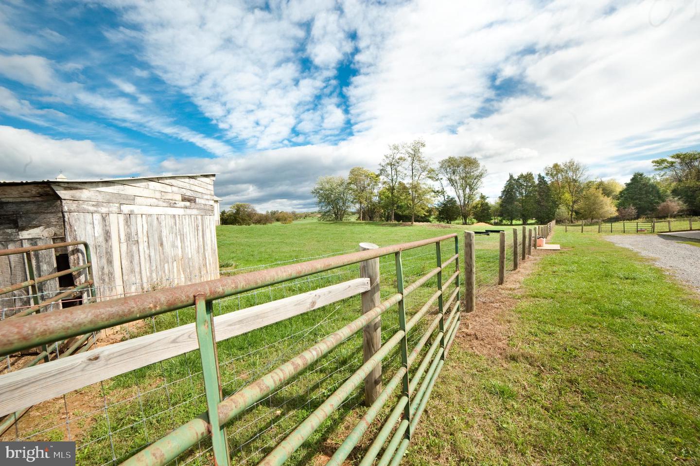 Martinsburg, West Virginia, 25404, United States, 5 Bedrooms Bedrooms, ,3 BathroomsBathrooms,Residential,Active,1936417