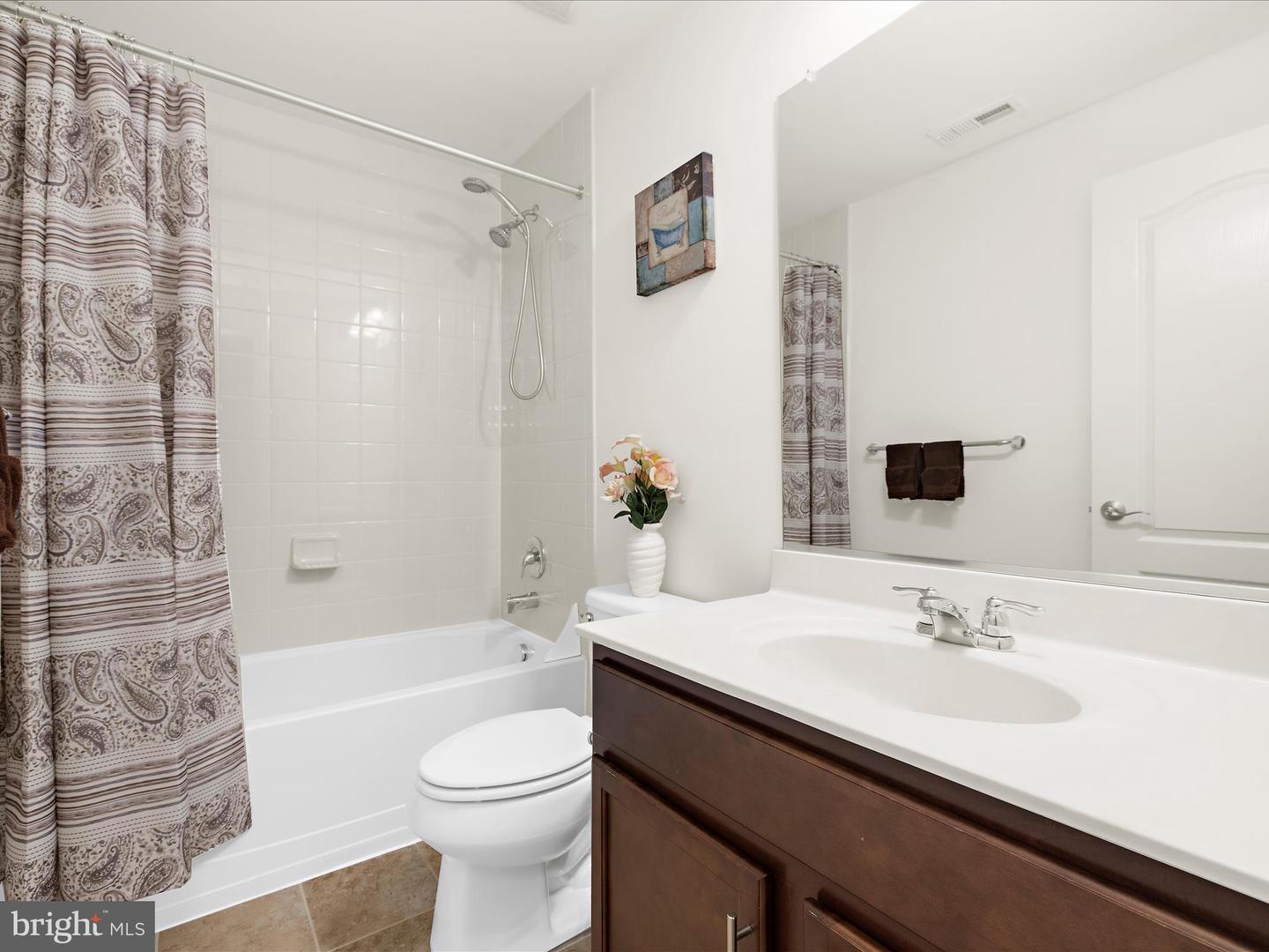 Ellicott City, Maryland, 21042, United States, 6 Bedrooms Bedrooms, ,5 BathroomsBathrooms,Residential,Active,1914763