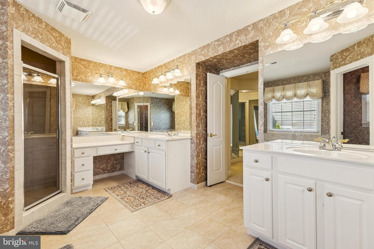 Gainesville, Virginia, 20155, United States, 5 Bedrooms Bedrooms, ,5 BathroomsBathrooms,Residential,Active,1929794