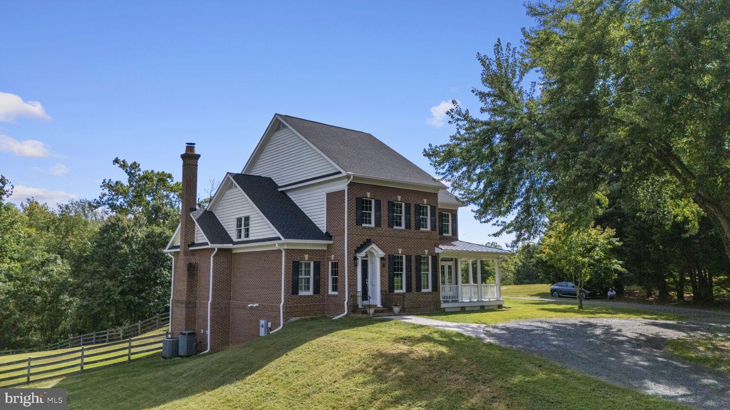 Boyds, Maryland, 20841, United States, 4 Bedrooms Bedrooms, ,4 BathroomsBathrooms,Residential,Active,1936102