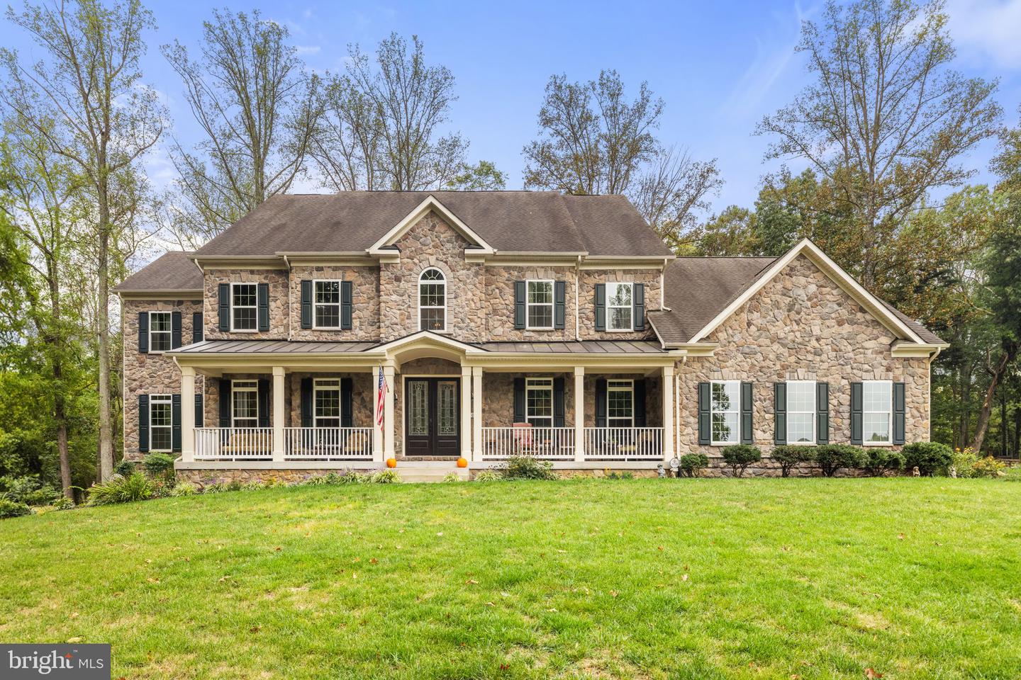 Ashburn, Virginia, 20148, United States, 5 Bedrooms Bedrooms, ,6 BathroomsBathrooms,Residential,Active,1952301