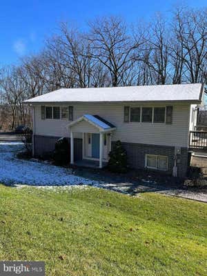 271 S CURVE RD, ALTOONA, PA 16601, photo 2 of 26