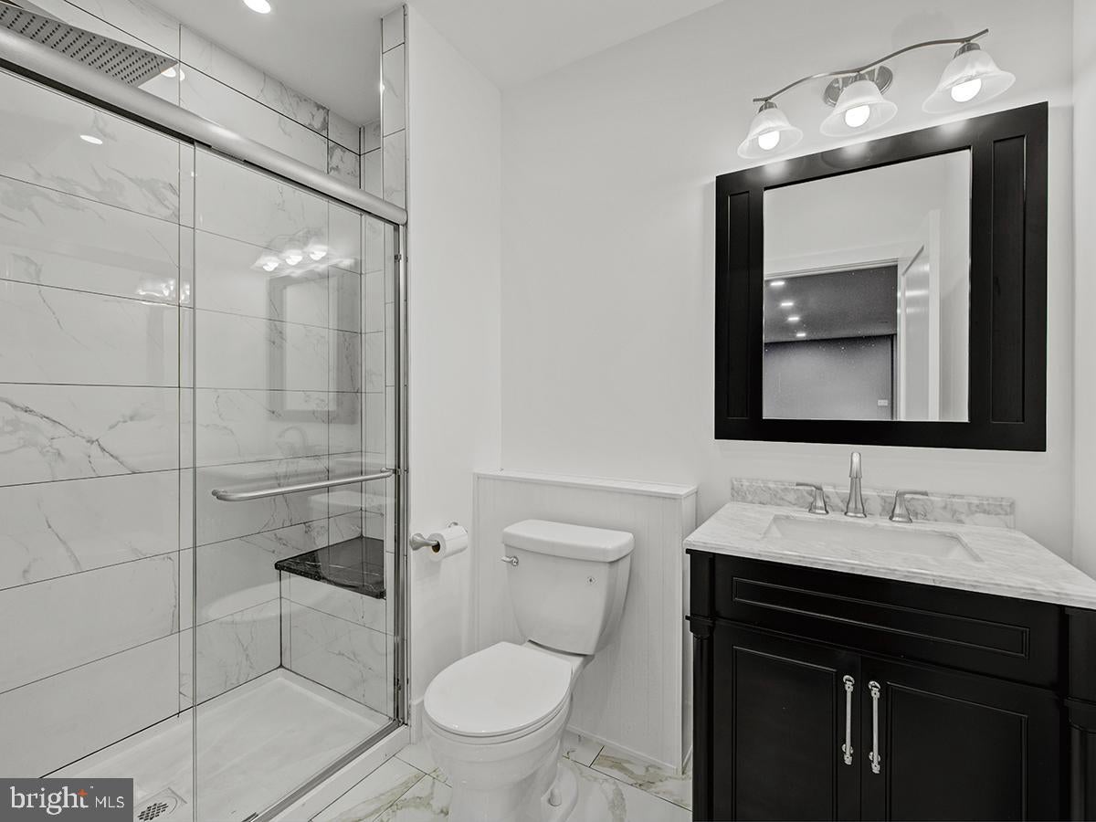 Monmouth Junction, New Jersey, 08852, United States, 5 Bedrooms Bedrooms, ,6 BathroomsBathrooms,Residential,Active,1820314