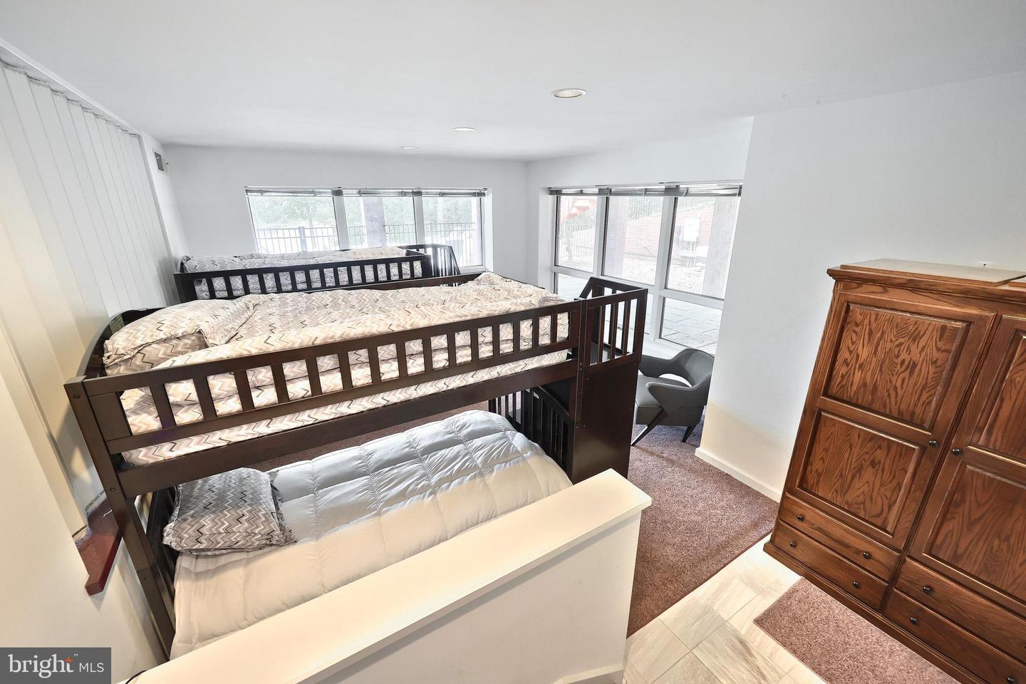Spring Grove, Pennsylvania, 17362, United States, 6 Bedrooms Bedrooms, ,6 BathroomsBathrooms,Residential,Active,1825088
