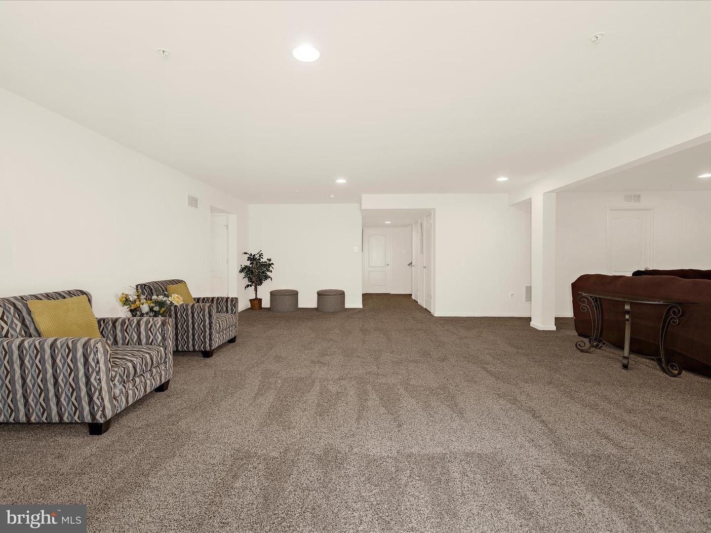 Ellicott City, Maryland, 21042, United States, 6 Bedrooms Bedrooms, ,5 BathroomsBathrooms,Residential,Active,1914763