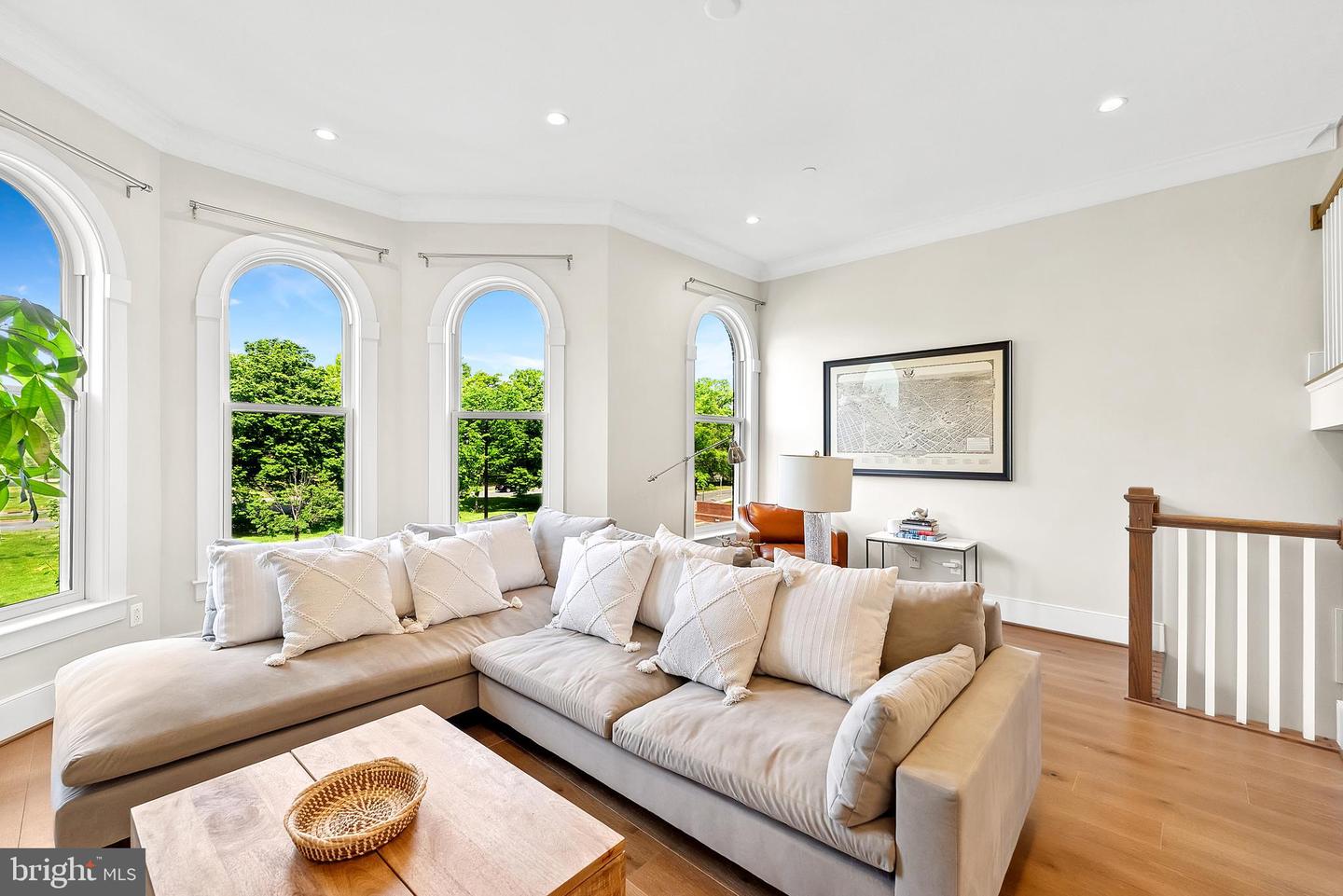 Alexandria, Virginia, 22314, United States, 3 Bedrooms Bedrooms, ,4 BathroomsBathrooms,Residential,Active,1933713