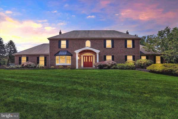 15 STANDING TREE CIR, HOLLAND, PA 18966 - Image 1