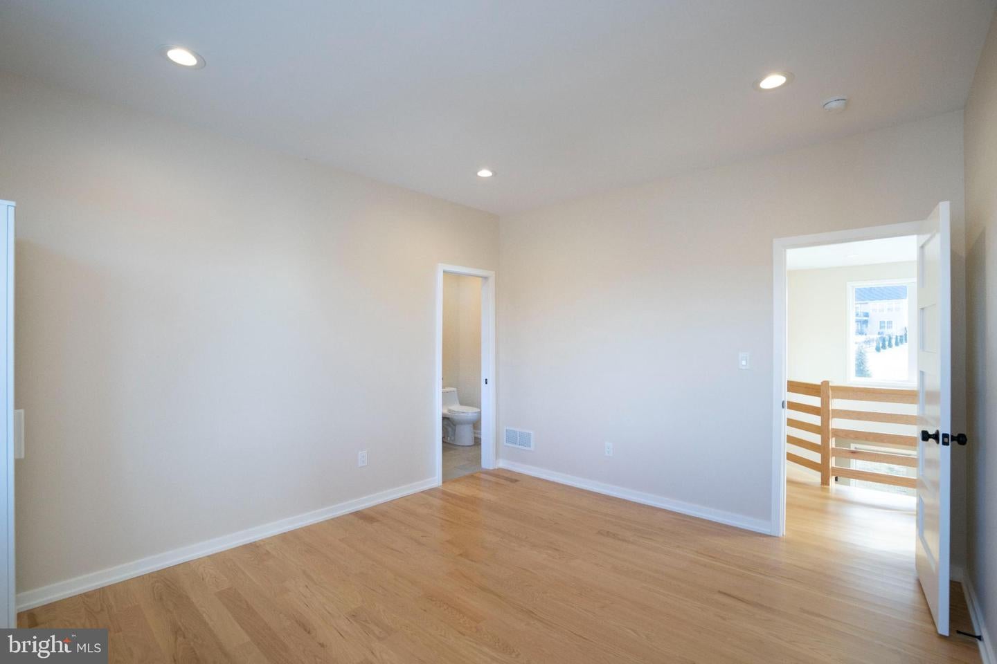 State College, Pennsylvania, 16801, United States, 4 Bedrooms Bedrooms, ,4 BathroomsBathrooms,Residential,Active,2012913