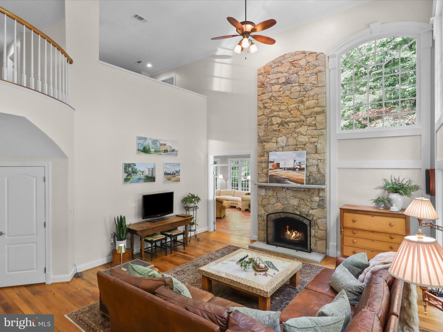Fairfax Station, Virginia, 22039, United States, 5 Bedrooms Bedrooms, ,5 BathroomsBathrooms,Residential,Active,1943756