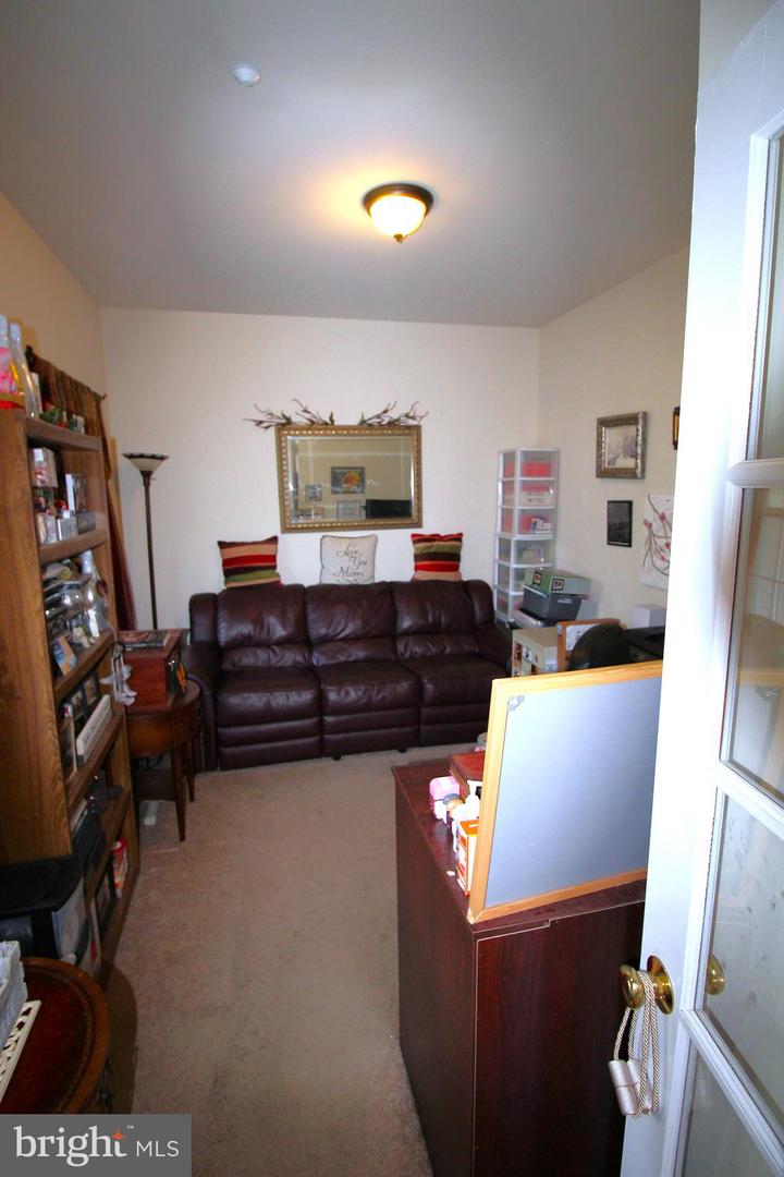 Chalfont, Pennsylvania, 18914, United States, 5 Bedrooms Bedrooms, ,4 BathroomsBathrooms,Residential,Active,1936623