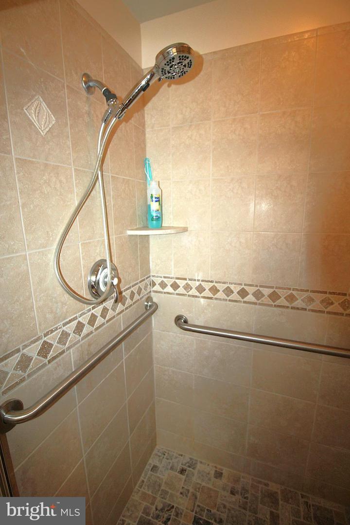 Chalfont, Pennsylvania, 18914, United States, 5 Bedrooms Bedrooms, ,4 BathroomsBathrooms,Residential,Active,2006906