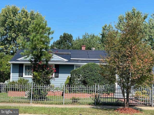 7314 POWHATAN ST, LANHAM, MD 20706, photo 1 of 30