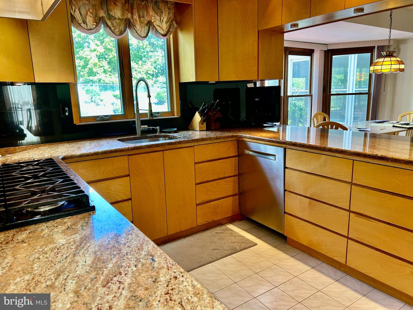 Lafayette Hill, Pennsylvania, 19444, United States, 4 Bedrooms Bedrooms, ,3 BathroomsBathrooms,Residential,Active,1944026