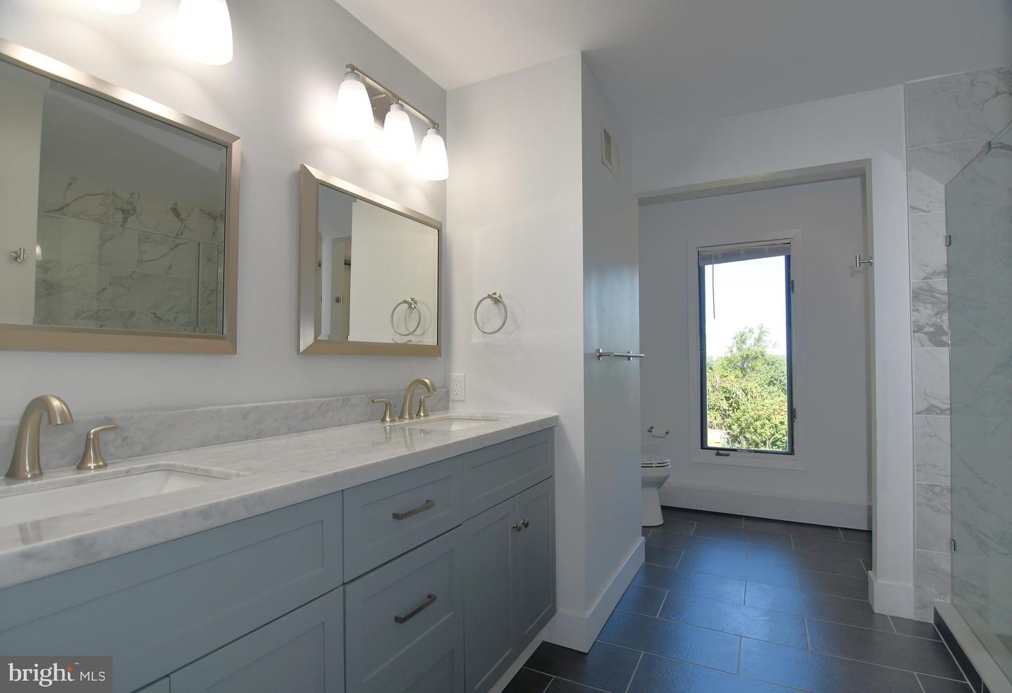 Fort Washington, Pennsylvania, 19034, United States, 4 Bedrooms Bedrooms, ,4 BathroomsBathrooms,Residential,Active,1936392