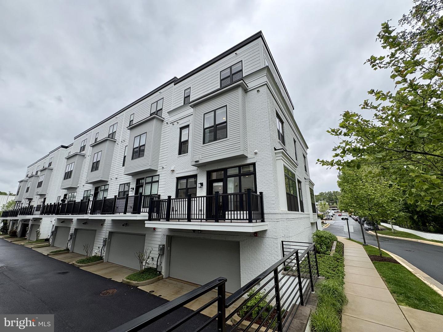 Potomac, Maryland, 20854, United States, 3 Bedrooms Bedrooms, ,5 BathroomsBathrooms,Residential,Active,2044555