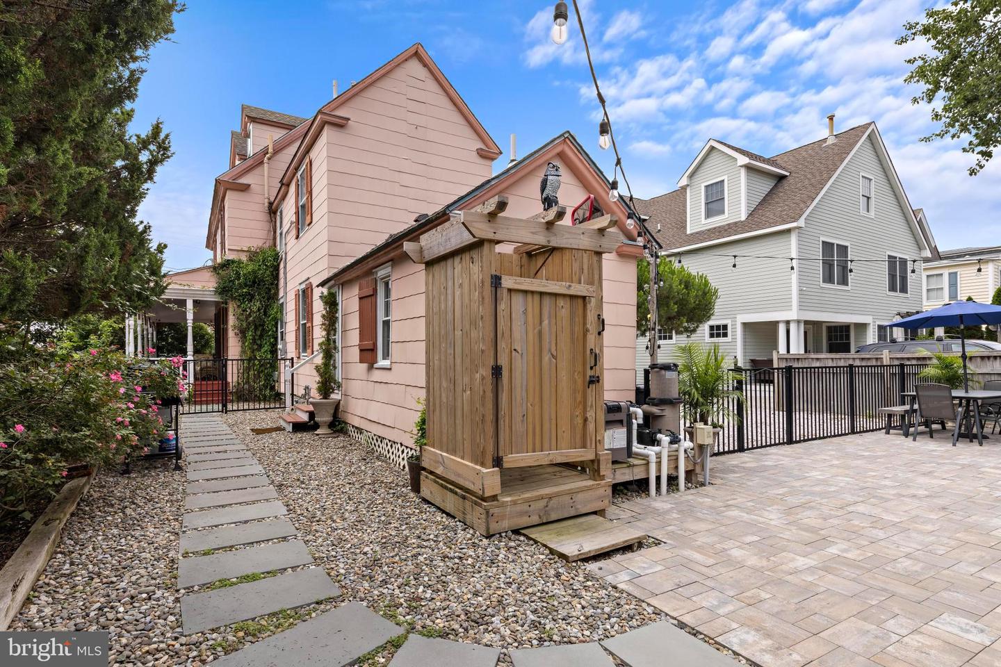 Beach Haven, New Jersey, 08008, United States, 8 Bedrooms Bedrooms, ,5 BathroomsBathrooms,Residential,Active,1933869