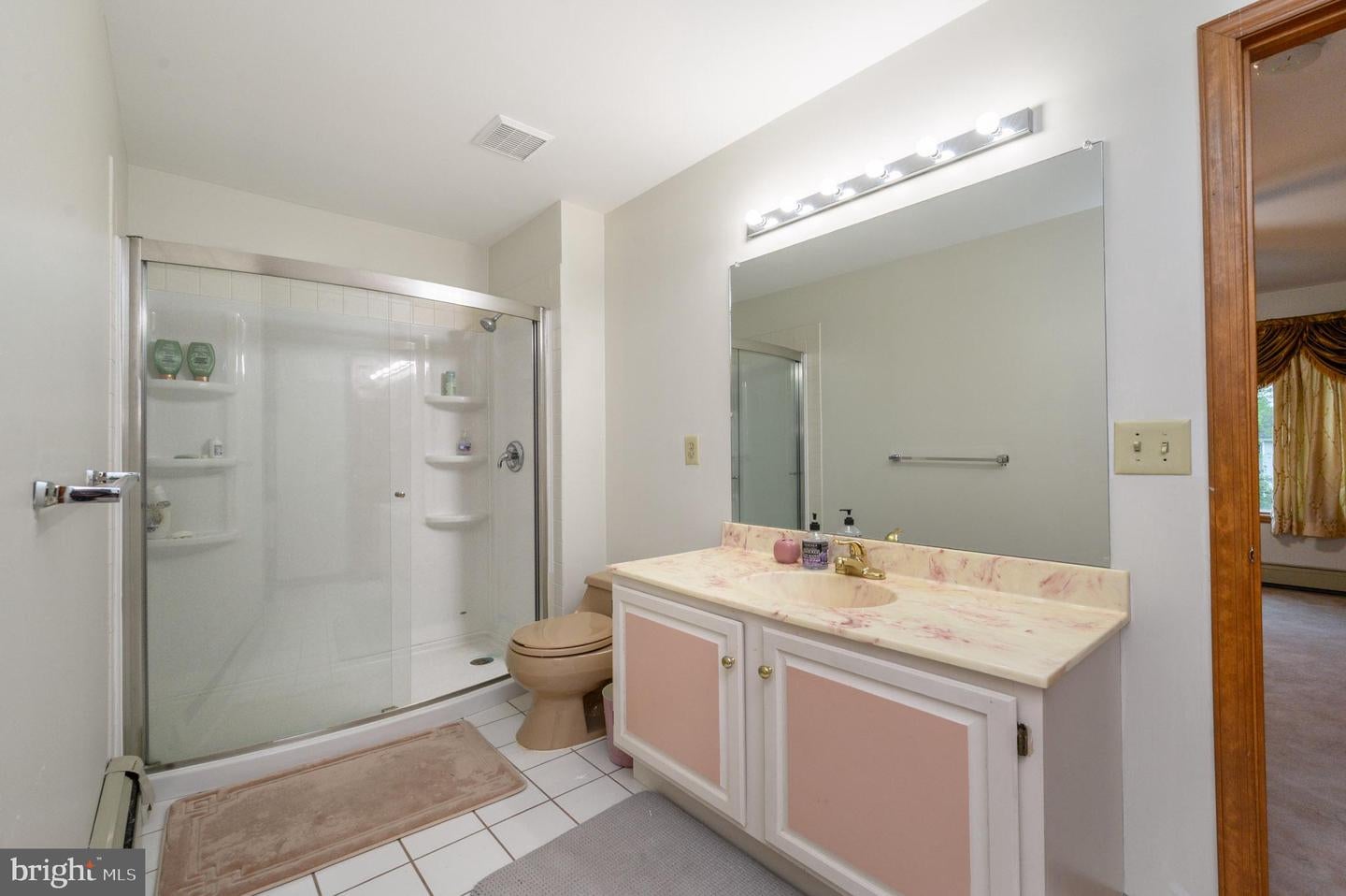 Monmouth Junction, New Jersey, 08852, United States, 5 Bedrooms Bedrooms, ,6 BathroomsBathrooms,Residential,Active,2044533