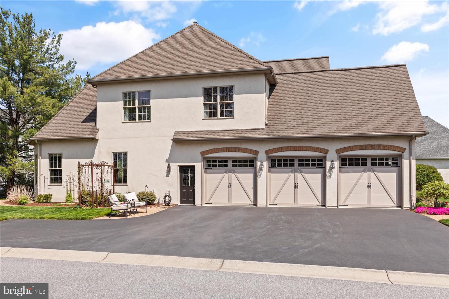 Lititz, Pennsylvania, 17543, United States, 5 Bedrooms Bedrooms, ,6 BathroomsBathrooms,Residential,Active,1964474