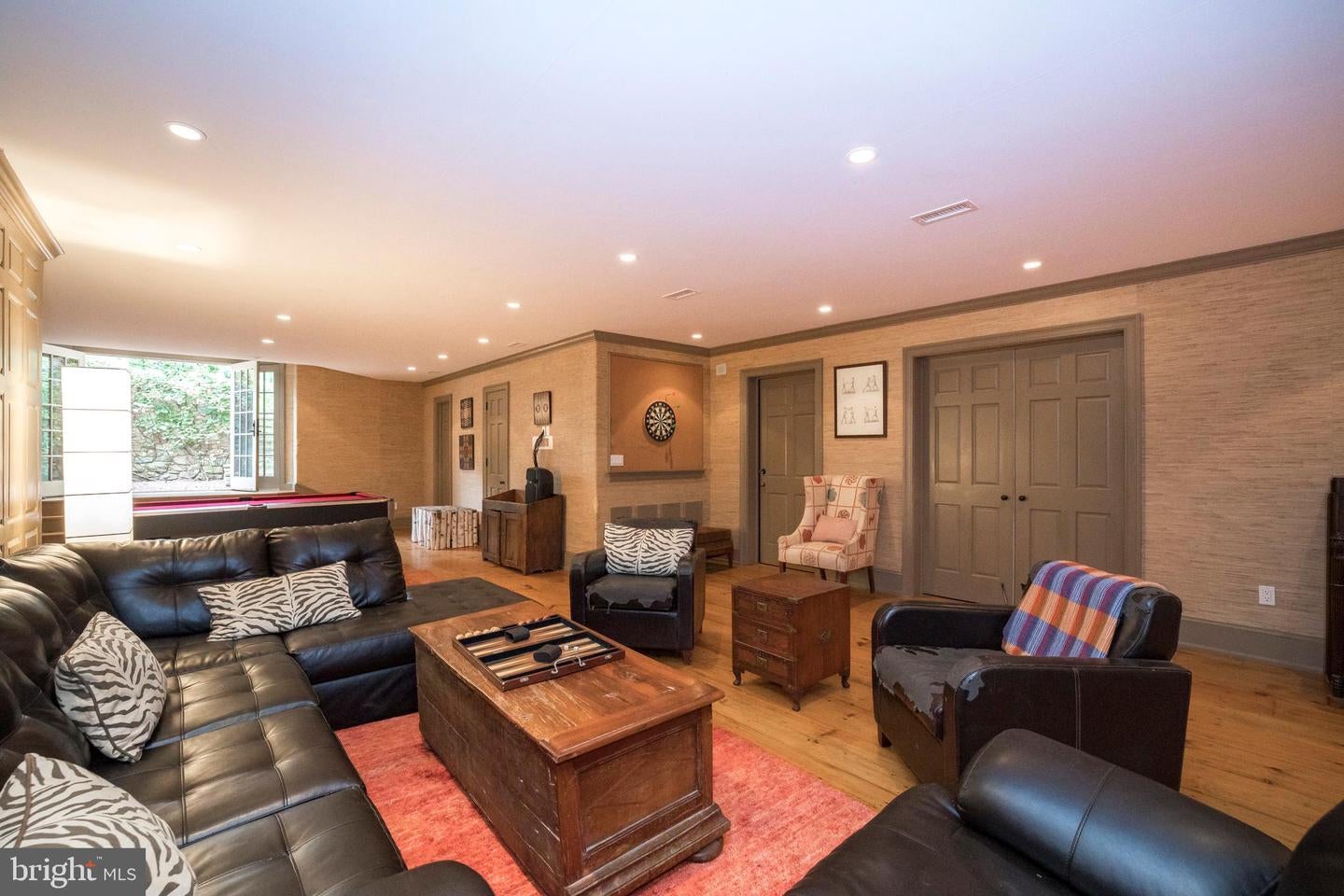 Kennett Square, Pennsylvania, 19348, United States, ,9 BathroomsBathrooms,Residential,Active,1704224