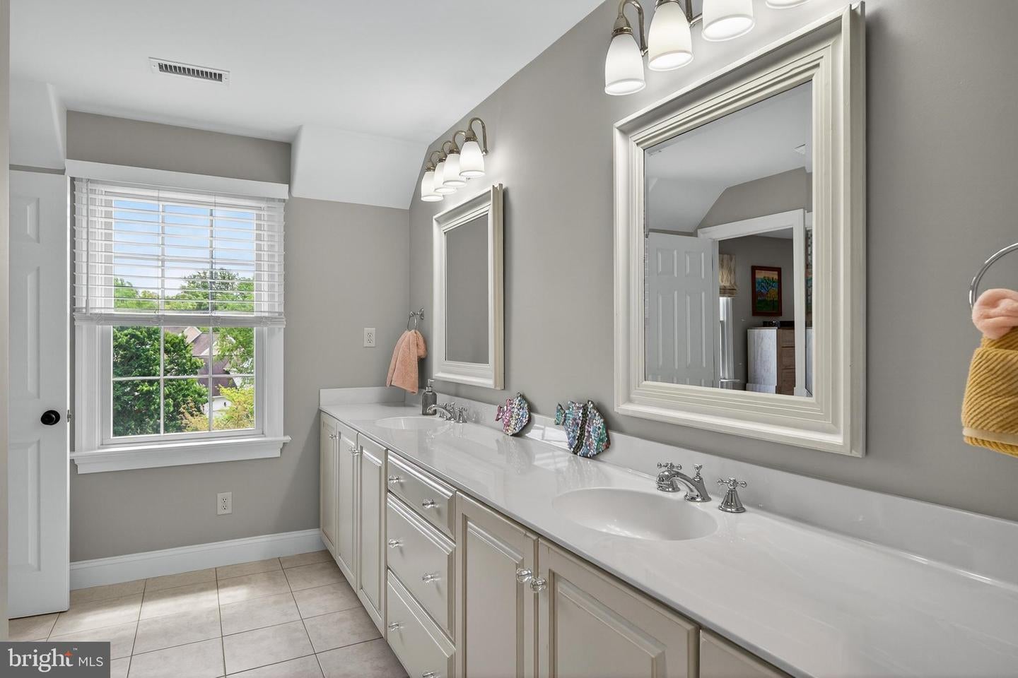 Kennett Square, Pennsylvania, 19348, United States, 7 Bedrooms Bedrooms, ,6 BathroomsBathrooms,Residential,Contingent,2045680
