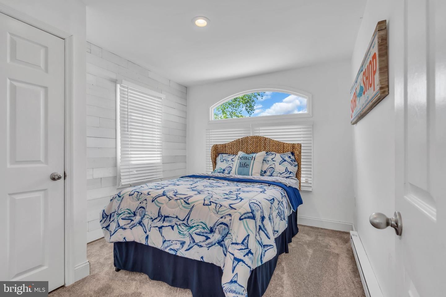 Manahawkin, New Jersey, 08050, United States, 4 Bedrooms Bedrooms, ,2 BathroomsBathrooms,Residential,Active,1919073