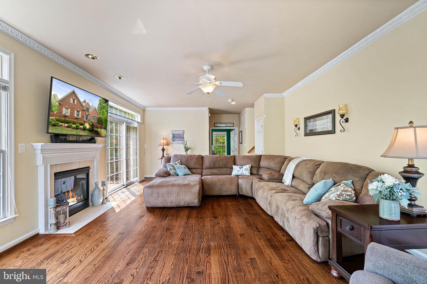 Springfield, Virginia, 22153, United States, 6 Bedrooms Bedrooms, ,6 BathroomsBathrooms,Residential,Active,2044593