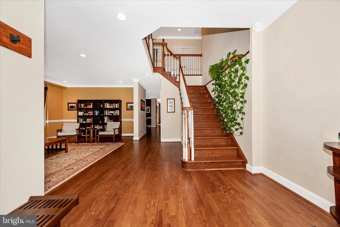 Kensington, Maryland, 20895, United States, 5 Bedrooms Bedrooms, ,5 BathroomsBathrooms,Residential,Active,2044984