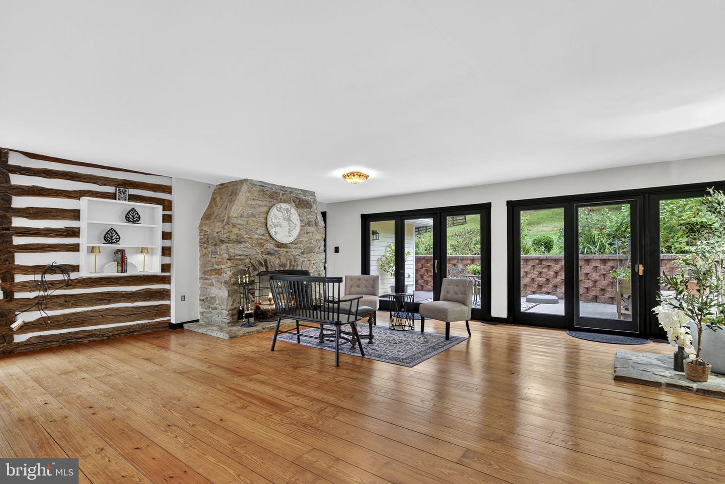 Lovettsville, Virginia, 20180, United States, ,2 BathroomsBathrooms,Residential,Active,1954034