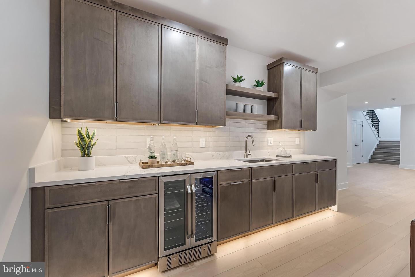 Falls Church, Virginia, 22042, United States, 6 Bedrooms Bedrooms, ,6 BathroomsBathrooms,Residential,Active,2011212