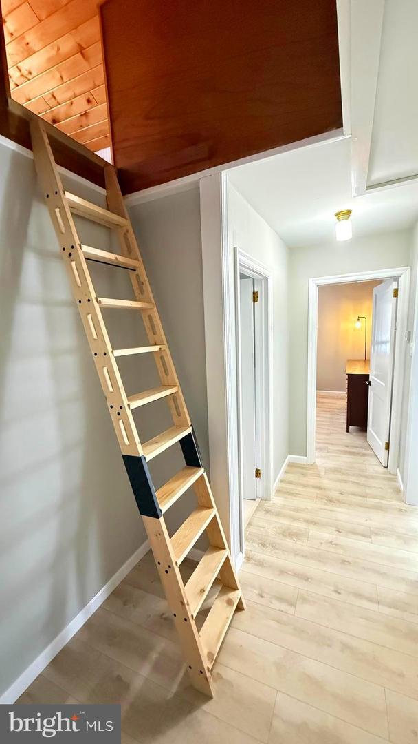 Lakeville, Pennsylvania, 18438, United States, 4 Bedrooms Bedrooms, ,2 BathroomsBathrooms,Residential,Active,2007650