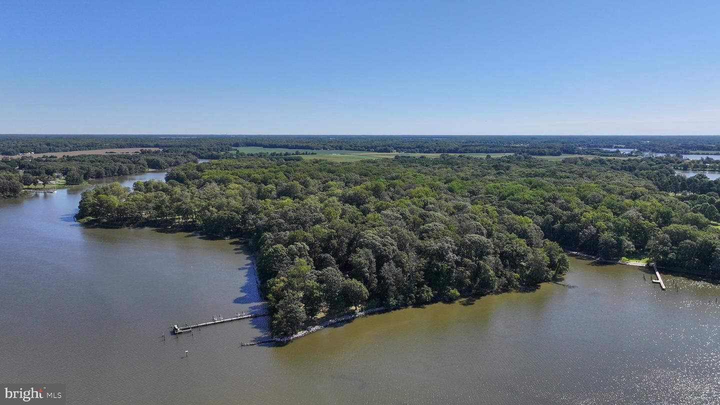 Queenstown, Maryland, 21658, United States, 4 Bedrooms Bedrooms, ,3 BathroomsBathrooms,Residential,Active,1998763