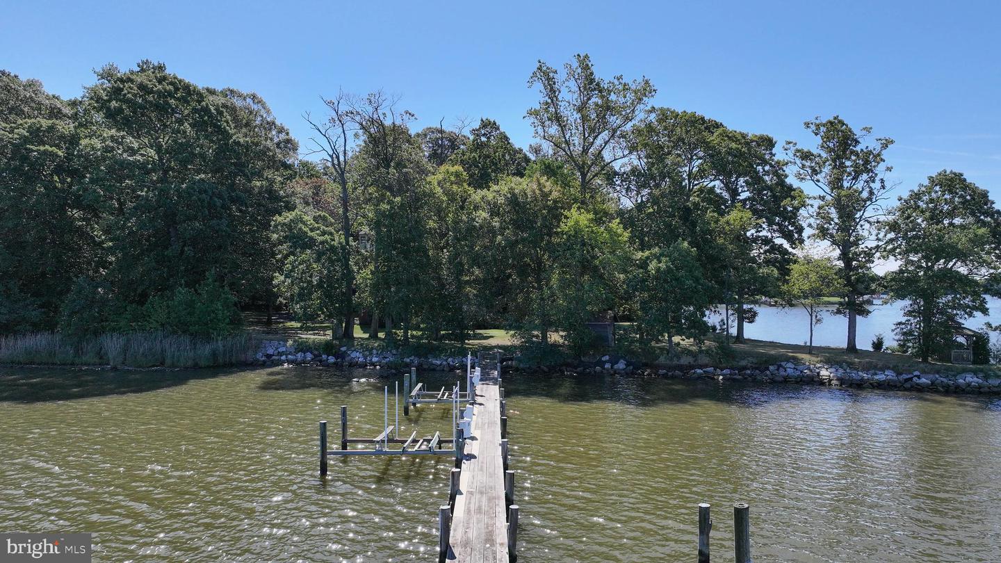 Queenstown, Maryland, 21658, United States, 4 Bedrooms Bedrooms, ,3 BathroomsBathrooms,Residential,Active,1998763