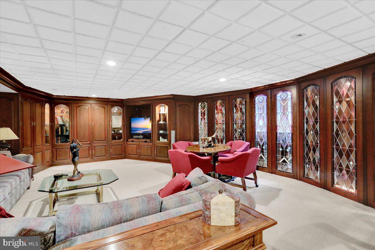 Wyomissing, Pennsylvania, 19610, United States, 6 Bedrooms Bedrooms, ,5 BathroomsBathrooms,Residential,Active,1952486