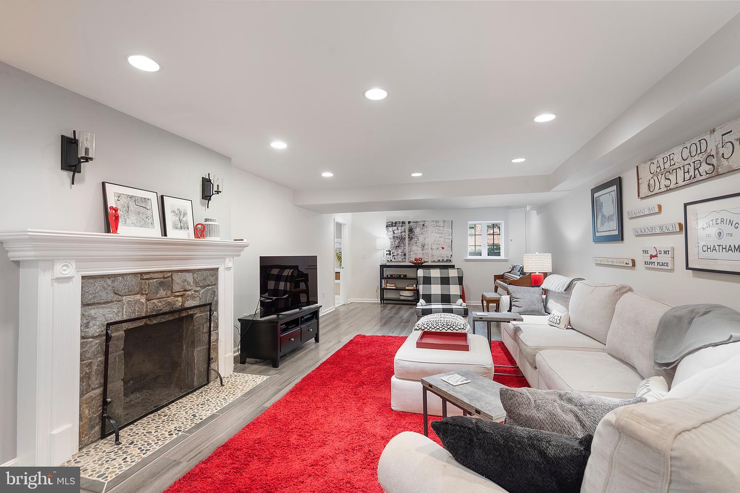 Arlington, Virginia, 22207, United States, 5 Bedrooms Bedrooms, ,4 BathroomsBathrooms,Residential,Active,1943764