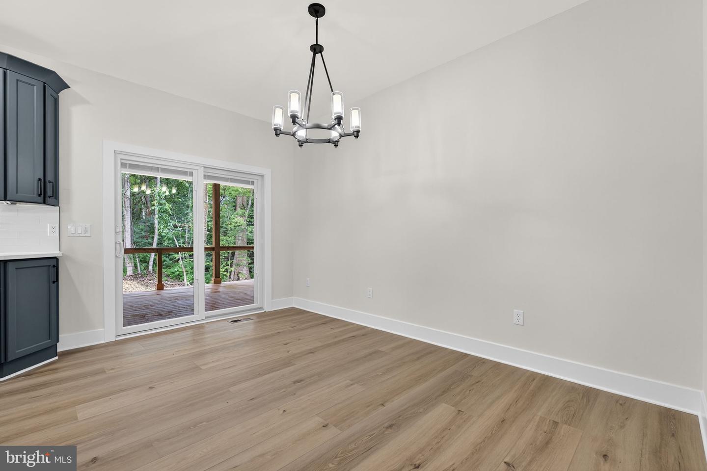 Warrenton, Virginia, 20187, United States, 3 Bedrooms Bedrooms, ,4 BathroomsBathrooms,Residential,Active,1963257