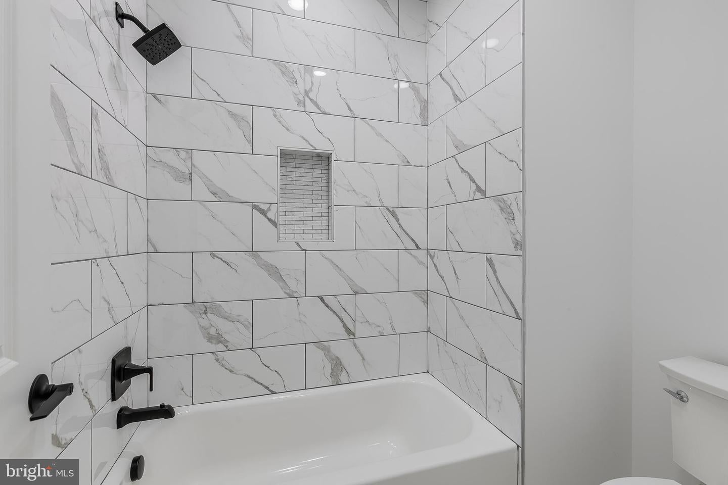 Alexandria, Virginia, 22306, United States, 6 Bedrooms Bedrooms, ,6 BathroomsBathrooms,Residential,Active,1899212