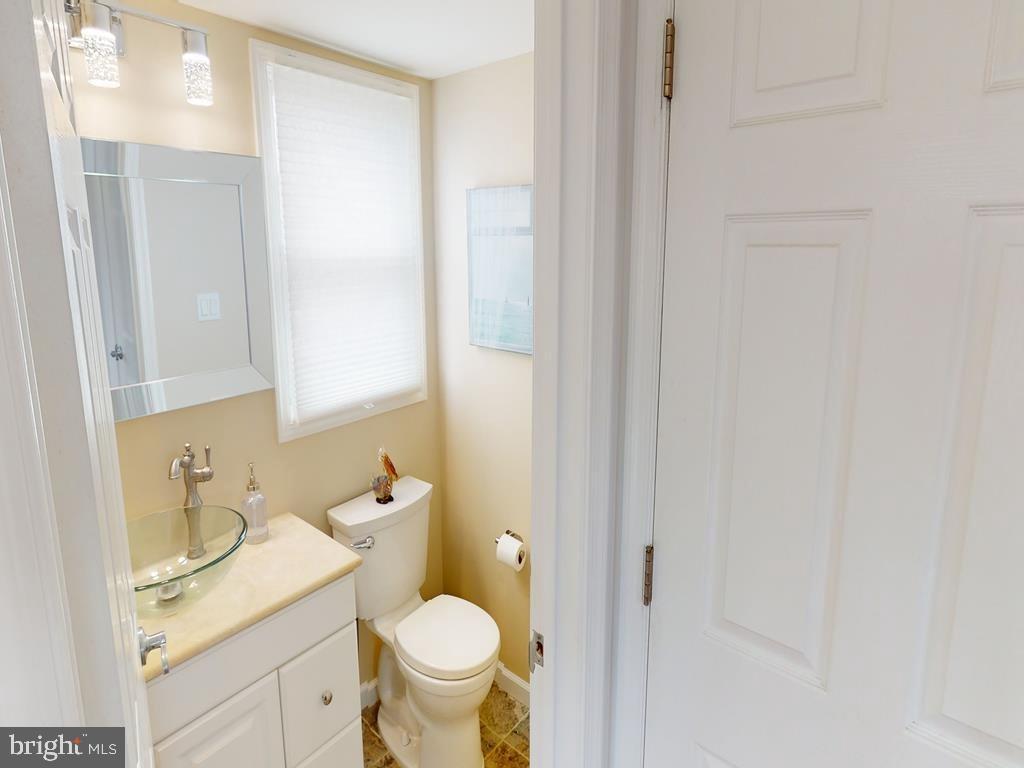 Ship Bottom, New Jersey, 08008, United States, 2 Bedrooms Bedrooms, ,3 BathroomsBathrooms,Residential,Active,1902937