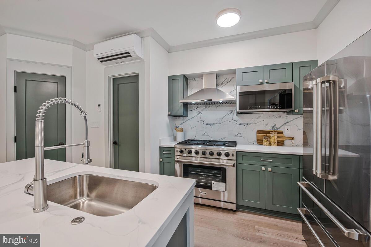 Washington, District Of Columbia, 20011, United States, 4 Bedrooms Bedrooms, ,4 BathroomsBathrooms,Residential,Active,1905358