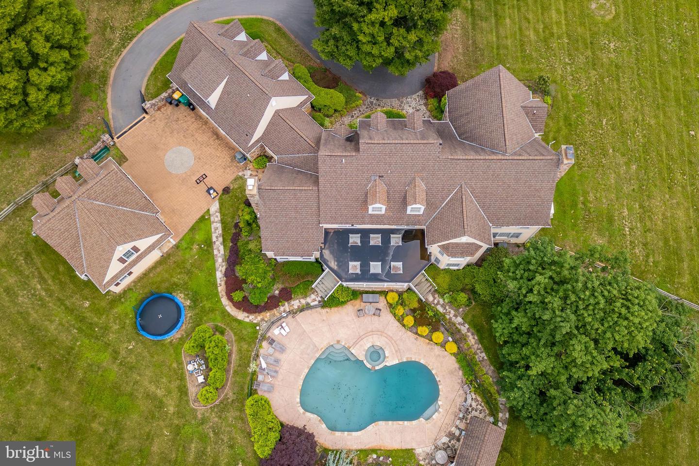 Wilmington, Delaware, 19807, United States, 6 Bedrooms Bedrooms, ,10 BathroomsBathrooms,Residential,Active,1839436