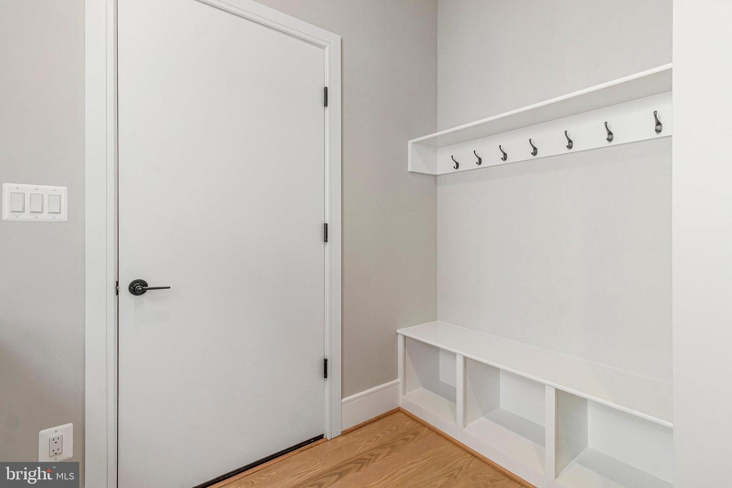 Falls Church, Virginia, 22046, United States, 7 Bedrooms Bedrooms, ,7 BathroomsBathrooms,Residential,Active,2006868