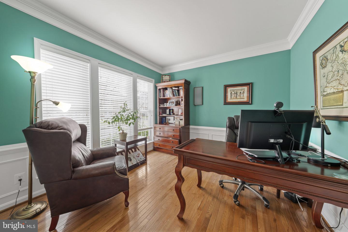 Chantilly, Virginia, 20152, United States, 5 Bedrooms Bedrooms, ,5 BathroomsBathrooms,Residential,Active,2028525