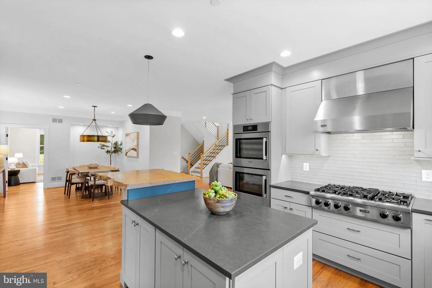 Highland, Maryland, 20777, United States, 5 Bedrooms Bedrooms, ,5 BathroomsBathrooms,Residential,Active,1944059