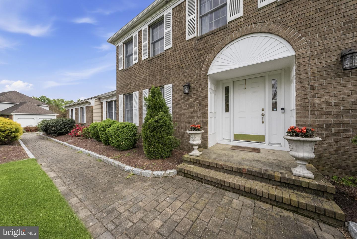 Princeton Junction, New Jersey, 08550, United States, 4 Bedrooms Bedrooms, ,3 BathroomsBathrooms,Residential,Contingent,2045693
