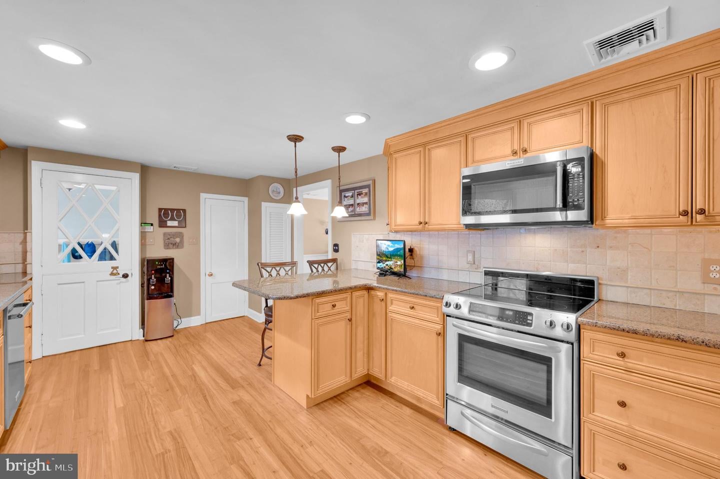 Freehold, New Jersey, 07728, United States, 3 Bedrooms Bedrooms, ,3 BathroomsBathrooms,Residential,Active,1922297