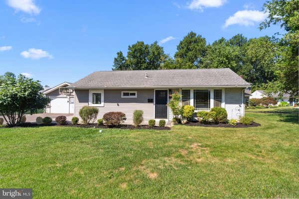 421 AUSTIN CIR, FAIRLESS HILLS, PA 19030 - Image 1