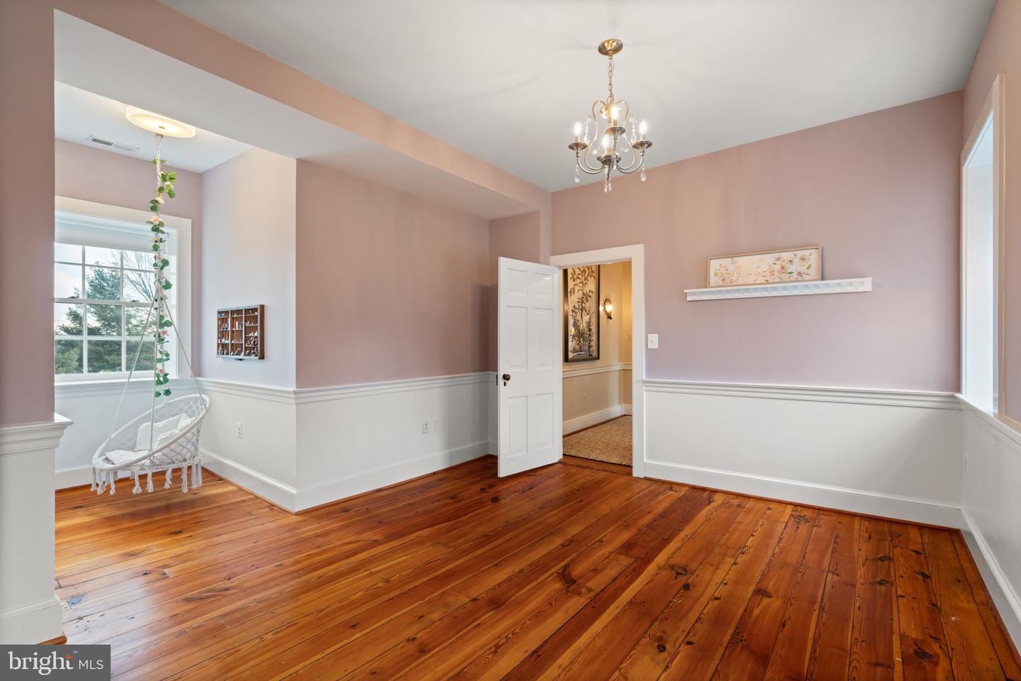 Leesburg, Virginia, 20175, United States, 4 Bedrooms Bedrooms, ,5 BathroomsBathrooms,Residential,Active,2011862