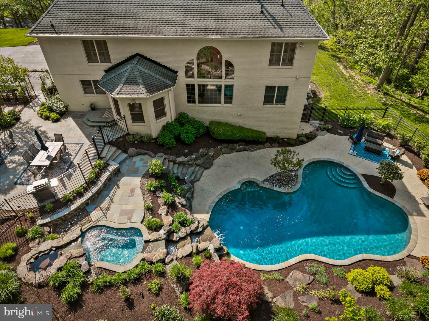Ellicott City, Maryland, 21042, United States, 5 Bedrooms Bedrooms, ,5 BathroomsBathrooms,Residential,Active,2044187